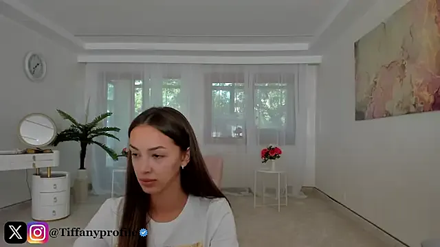 TiffanyHouston_ — Twerk with oily ass