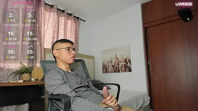 tristan_gold — Masturbation for 10 minutes