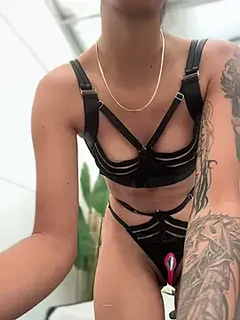 TweetiePieXXX on StripChat 