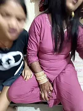 Unique_MomandDaughterrs's avatar