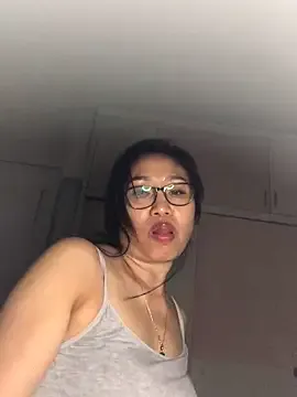 Vitamin_sexy — i'm lonely. i want to cum. help me