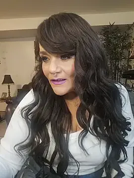 Xoxobigbooty on StripChat 