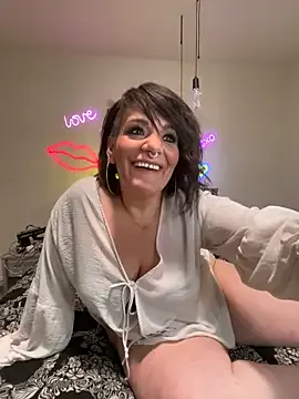 Xoxobigbooty on StripChat 