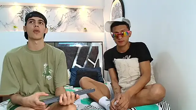 YOUNGS_GUYS — SUCK BALLS