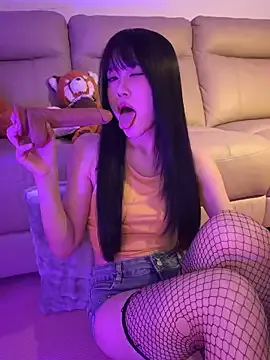 youyo333 on StripChat 