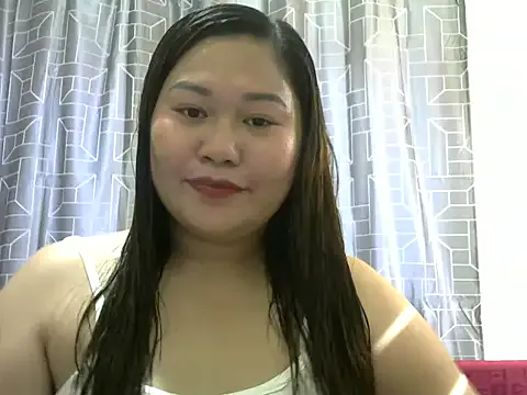 yummy_mia — lets have fun make me cum and squirt