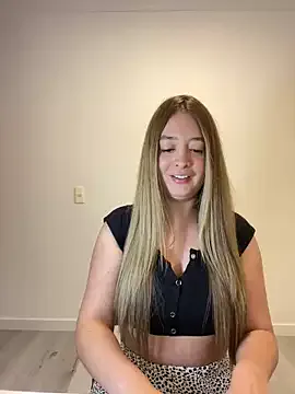 Zara_Ross on StripChat 