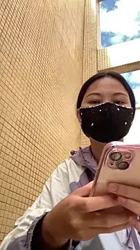 zhizhinaigai on StripChat 