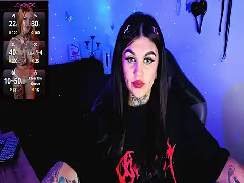 Zoeee_001 on StripChat 